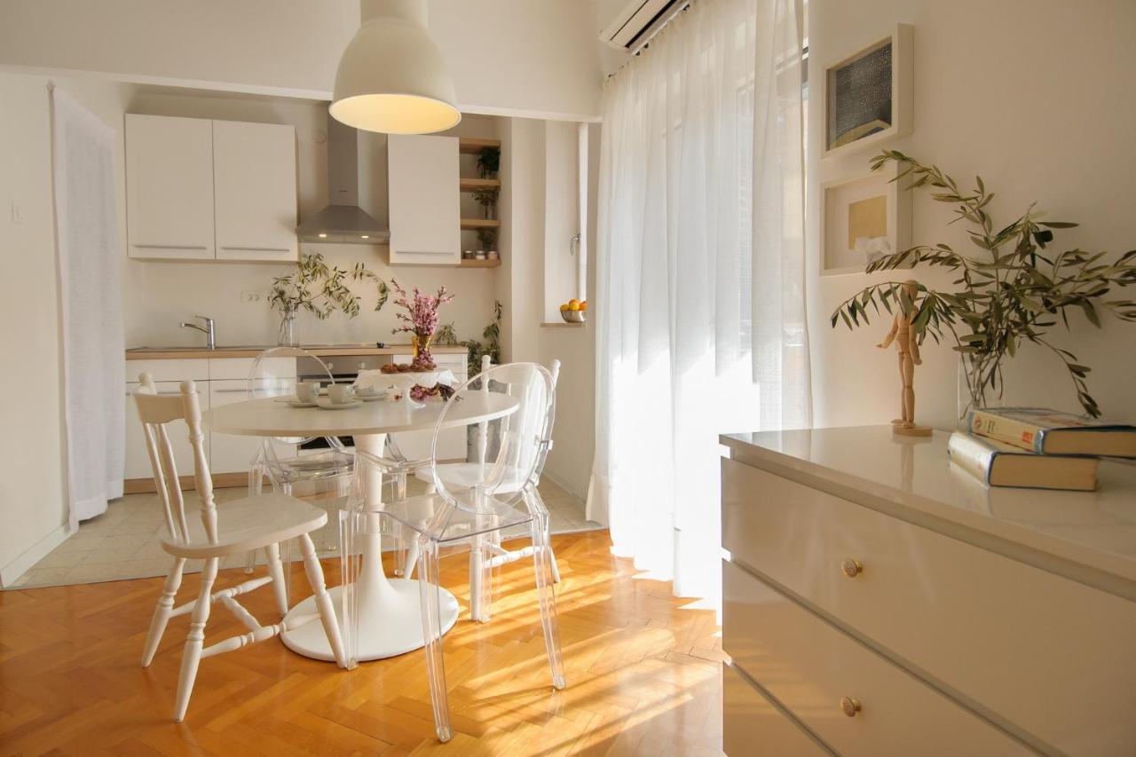 Julie City Centre Porec Apartment Экстерьер фото