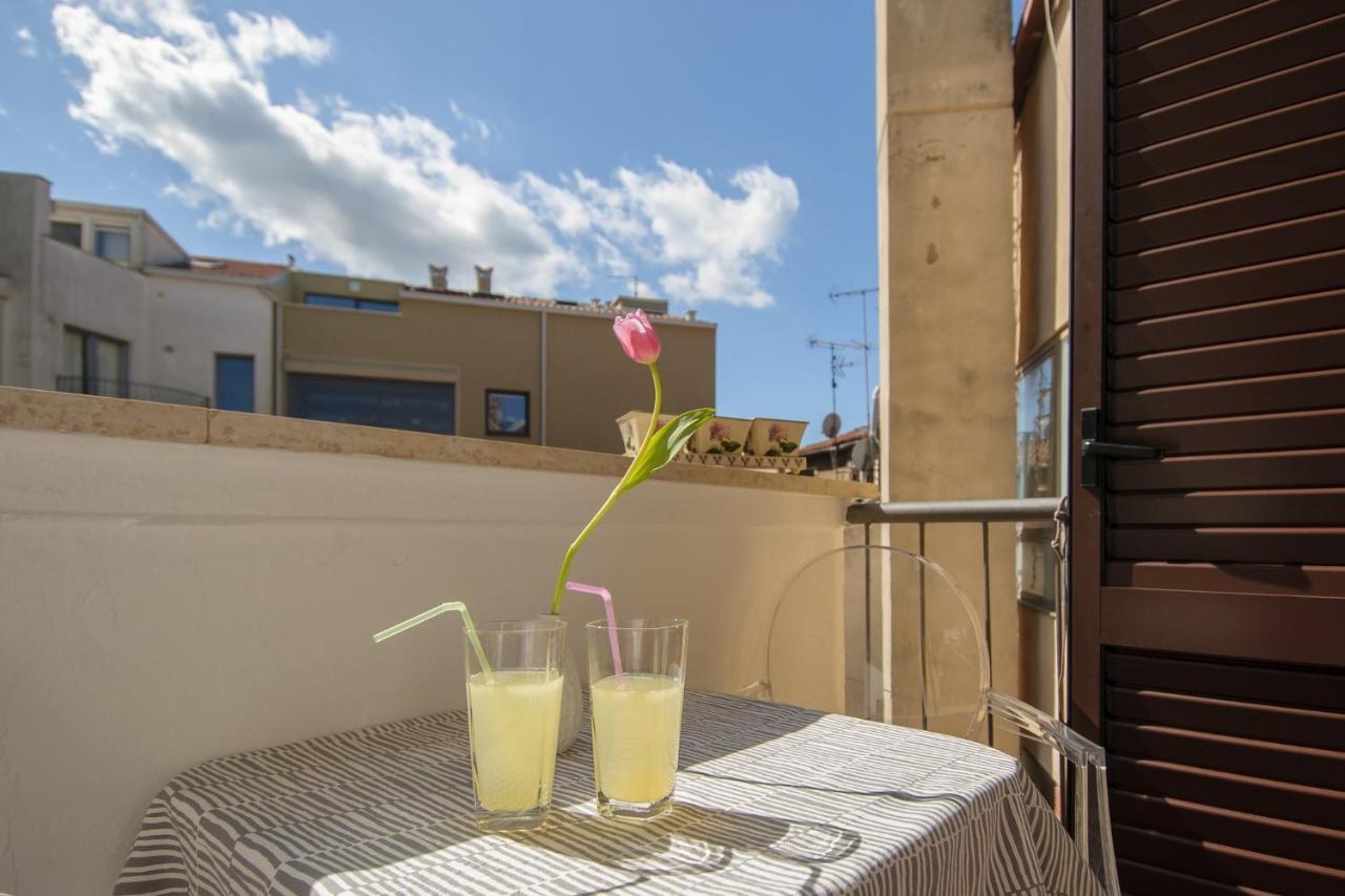Julie City Centre Porec Apartment Экстерьер фото