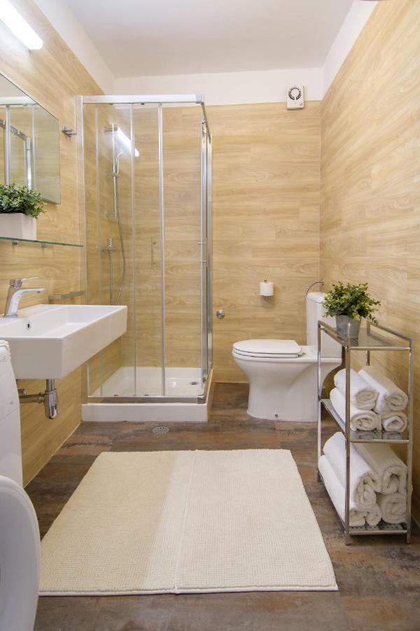 Julie City Centre Porec Apartment Экстерьер фото